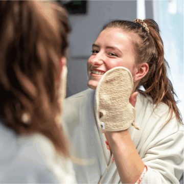 Chinchilla set van 2 scrubhandschoenen