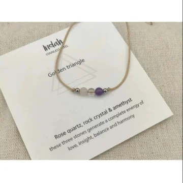 By Indah - Armband bergkristal - Gouden driehoek